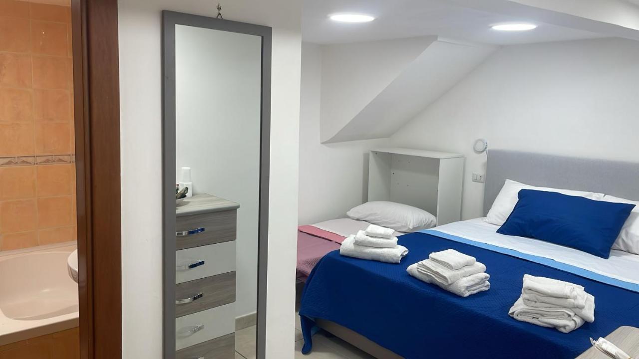 Donna Carme' Apartment Naples Luaran gambar